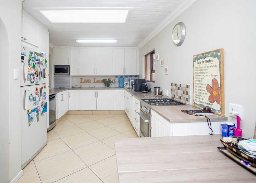 4 Bedroom Property for Sale in Vincent Heights Eastern Cape